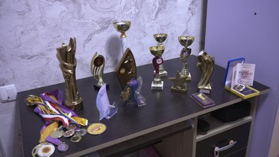 Нагороди 9-річної волонтерки із Бару Марійки Власенко Нагороди 9-річної волонтерки із Бару Марійки Власенко