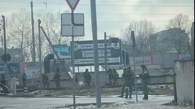 Два тижні військового вторгнення РФ в Україну: що відбувалось у Херсоні. Хронологія подій Два тижні військового вторгнення РФ в Україну: що відбувалось у Херсоні. Хронологія подій