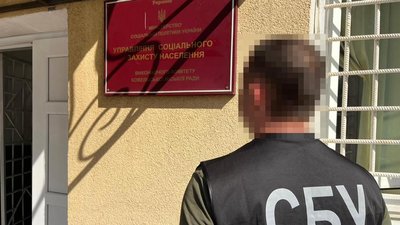 Радника міського голови на Волині затримали та підозрюють в зловживанні впливом