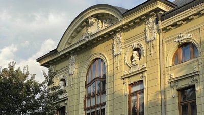 Українські пам'ятки мультикультурних Чернівців