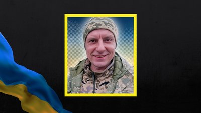 Роман Петров