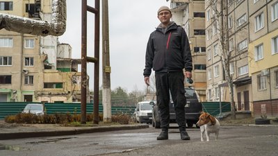 У Дніпрі проведуть демонтаж зруйнованих під`їздів багатоповерхівки, в яку майже рік тому влучила ракета РФ У Дніпрі проведуть демонтаж зруйнованих під`їздів багатоповерхівки, в яку майже рік тому влучила ракета РФ