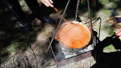 "Насичений природою і добротою". Полтавський борщ готували у Сумській “Берегині” "Насичений природою і добротою". Полтавський борщ готували у Сумській “Берегині”