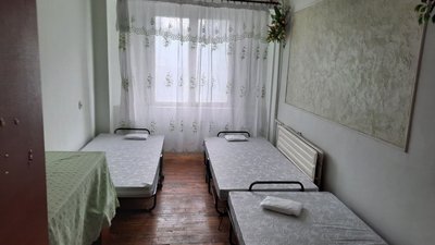У Тернополі людей зі шкіл переселяють в інші приміщення У Тернополі людей зі шкіл переселяють в інші приміщення