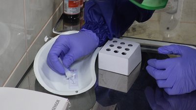 У Миколаєві працюють виїзні бригади, які проводять тестування на COVID-19 У Миколаєві працюють виїзні бригади, які проводять тестування на COVID-19