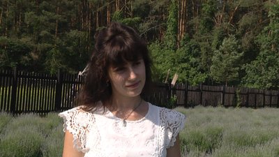 На Житомирщині Марина Лещинська висадила лавандове поле На Житомирщині Марина Лещинська висадила лавандове поле