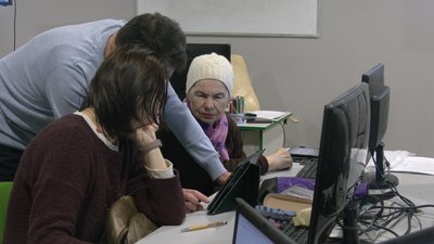 В Івано-Франківську людей із хабу "Ба і Ді Маріуполь" навчають комп'ютерної грамотності В Івано-Франківську людей із хабу "Ба і Ді Маріуполь" навчають комп'ютерної грамотності