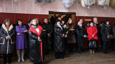 У Луцьку попрощалися із народним артистом України Товієм Рівцем У Луцьку попрощалися із народним артистом України Товієм Рівцем