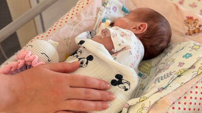 Новонароджена Квітка