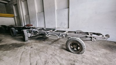 «Лего» для дорослих. Як механік Житомирводоканалу відновлює старі машини «Лего» для дорослих. Як механік Житомирводоканалу відновлює старі машини