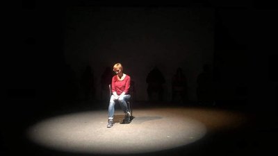 "Лишатися (не)можна" — у Києві відбулась прем'єра вистави херсонського театру "Лишатися (не)можна" — у Києві відбулась прем'єра вистави херсонського театру