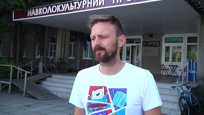 У Житомирі відкрили виставку білоруських політичних плакатів У Житомирі відкрили виставку білоруських політичних плакатів