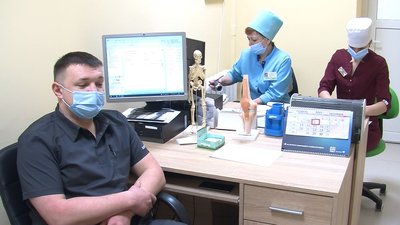 Ожеледиця на дорогах: до травмпункту в Луцьку звернулися більше десятка людей Ожеледиця на дорогах: до травмпункту в Луцьку звернулися більше десятка людей