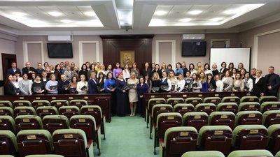 Інклюзивність адмінпослуг: ЦНАПи Київщини отримали планшети для обслуговування людей з інвалідністю Інклюзивність адмінпослуг: ЦНАПи Київщини отримали планшети для обслуговування людей з інвалідністю