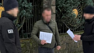 На Закарпатті СБУ затримала трьох чоловіків за підозрою у переправленні військовозобов'язаних до країн ЄС