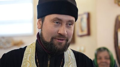 "Окупанти закатували брата". Що передувало створенню першої парафії ПЦУ у Тростянці на Сумщині