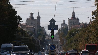 Вулиця Макаренка, перейменування, деколонізація, Ділова, Службова, Логістична