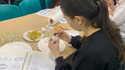 "Великодня писанка": у Тернополі організували майстерклас "Великодня писанка": у Тернополі організували майстерклас