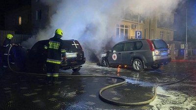 Жителя Донеччини підозрюють в організації підпалів авто військових та правоохоронців