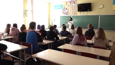 Продавати не можна заборонити: експерти та черкащани про заборону на продаж ліків дітям Продавати не можна заборонити: експерти та черкащани про заборону на продаж ліків дітям
