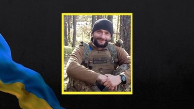 Загинув у запеклому бою на Донеччині: на Черкащині поховали захисника