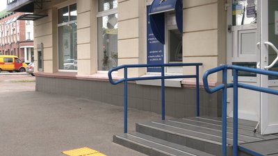 Місце, де чернігівка загубила гроші а студент знайшов й відніс їх до поліції Місце, де чернігівка загубила гроші а студент знайшов й відніс їх до поліції