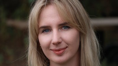 100 ОМБр, 100 бригада, медикиня, Юлія, санітарна інструкторка