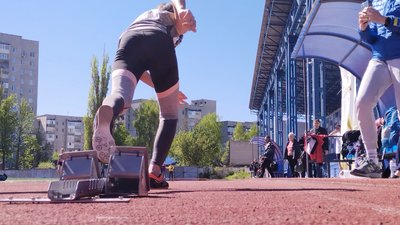 У Сумах розпочалися змагання юних легкоатлетів У Сумах розпочалися змагання юних легкоатлетів