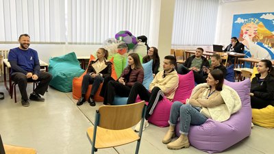 У школах, садочках та прихистках для ВПО на Закарпатті облаштували 40 дитячих просторів та 20 майданчиків У школах, садочках та прихистках для ВПО на Закарпатті облаштували 40 дитячих просторів та 20 майданчиків