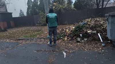 Стихійне сміттєзвалище в Олександрівському райні Запоріжжя