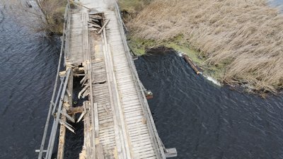 Міст у Коропський громаді, який провалився під фурою, відремонтують до кінця року