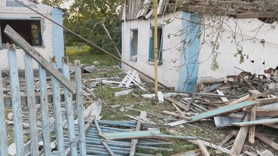Через обстріл Чаплиного на Дніпропетровщині зруйновані два будинки, ще 30 ушкоджені, загинуло подружжя. Нові подробиці