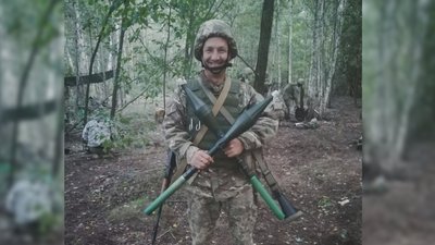 "Двоє воюють, третій – допомагає фронту". Брати з Кропивницького зустрілись вперше після повномасштабної війни "Двоє воюють, третій – допомагає фронту". Брати з Кропивницького зустрілись вперше після повномасштабної війни