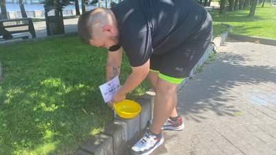 У Дніпрі вставновлюють поїлки для тварин У Дніпрі вставновлюють поїлки для тварин