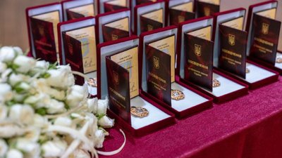 На Тернопільщині 15 жінок отримали звання «Мати-героїня», вручення, 27 квітня 2026 року