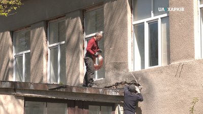 У чотирьох лікарнях Харкова будують кисневі траси У чотирьох лікарнях Харкова будують кисневі траси