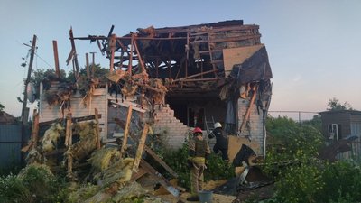 РФ обстріляла Коробочкине на Харківщині 5 липня: сталася пожежа РФ обстріляла Коробочкине на Харківщині 5 липня: сталася пожежа