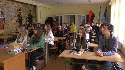 Як в Івано-Франківську випускники готуються до складання мультитесту Як в Івано-Франківську випускники готуються до складання мультитесту