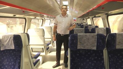 У Луцьку вперше зустріли швидкісний потяг, який курсує до Рівного та Києва У Луцьку вперше зустріли швидкісний потяг, який курсує до Рівного та Києва