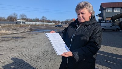 "Невже треба чекати трагедії?": мешканці Струмівки на Волині просять автобус у село та перехід — Анна Матрахова "Невже треба чекати трагедії?": мешканці Струмівки на Волині просять автобус у село та перехід — Анна Матрахова