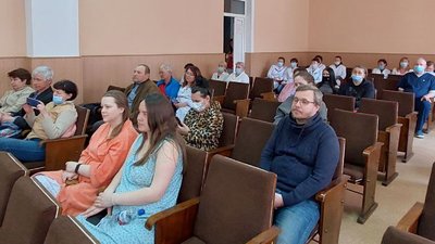 "Ковток миру": у Харкові музиканти із різних оркестрів зіграли у перинатальному центрі "Ковток миру": у Харкові музиканти із різних оркестрів зіграли у перинатальному центрі