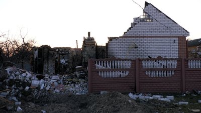 Родина ультрамарафонця потрапила під артобстріл. Син загинув. Дружина потребує евакуації Родина ультрамарафонця потрапила під артобстріл. Син загинув. Дружина потребує евакуації