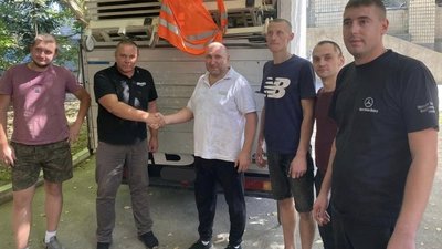 Працівники митниці передали ліжка лікарні в Обухові