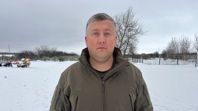 Вирощують, рубають та чіпляють бирку: як на Дніпропетровщині готують сосни для продажу Вирощують, рубають та чіпляють бирку: як на Дніпропетровщині готують сосни для продажу