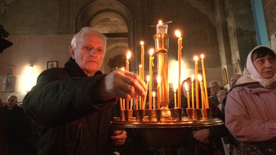 У храмі Іоанна Богослова у Харкові святкують Різдво, 25 грудня 2023 року 3 У храмі Іоанна Богослова у Харкові святкують Різдво, 25 грудня 2023 року 3
