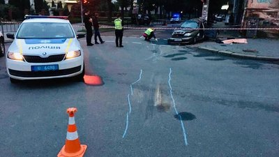 У Франківську зіткнулися Lexus та Daewoo Lanos. Загинув 26-річний чоловік