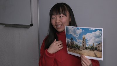 Змінила Китай на Україну. Як живе і працює у Рівному Чжоу Хоу