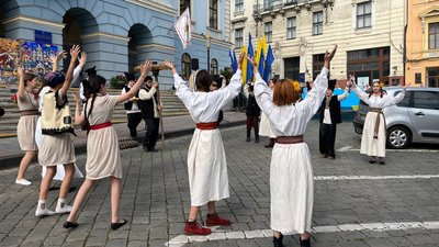 У Чернівцях відзначають День Державності У Чернівцях відзначають День Державності