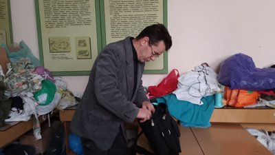 Сплели понад 900 сіток: тернопільські студенти допомагають ЗСУ Сплели понад 900 сіток: тернопільські студенти допомагають ЗСУ
