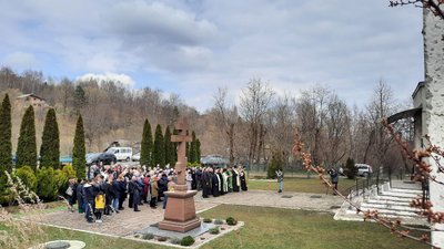 Молебень у церкві в Бориславі Молебень у церкві в Бориславі